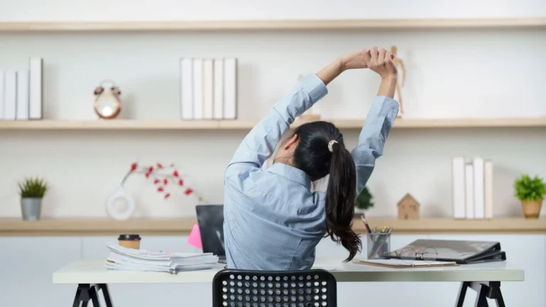 Hubris Yanılgısı Nedir? Belirtileri ve Çözümü