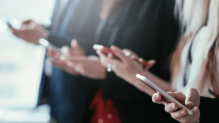 Sosyal Medya ve Phubbing Nedir?